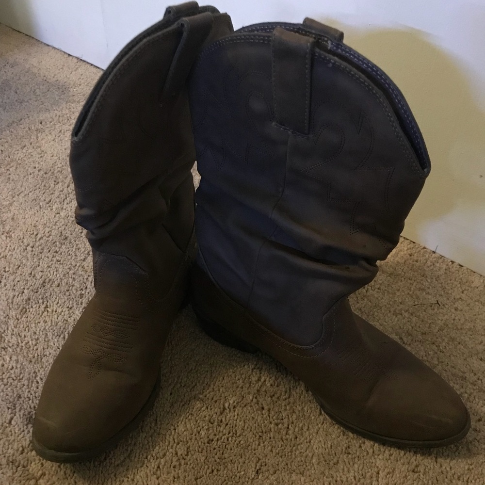 Brown boots